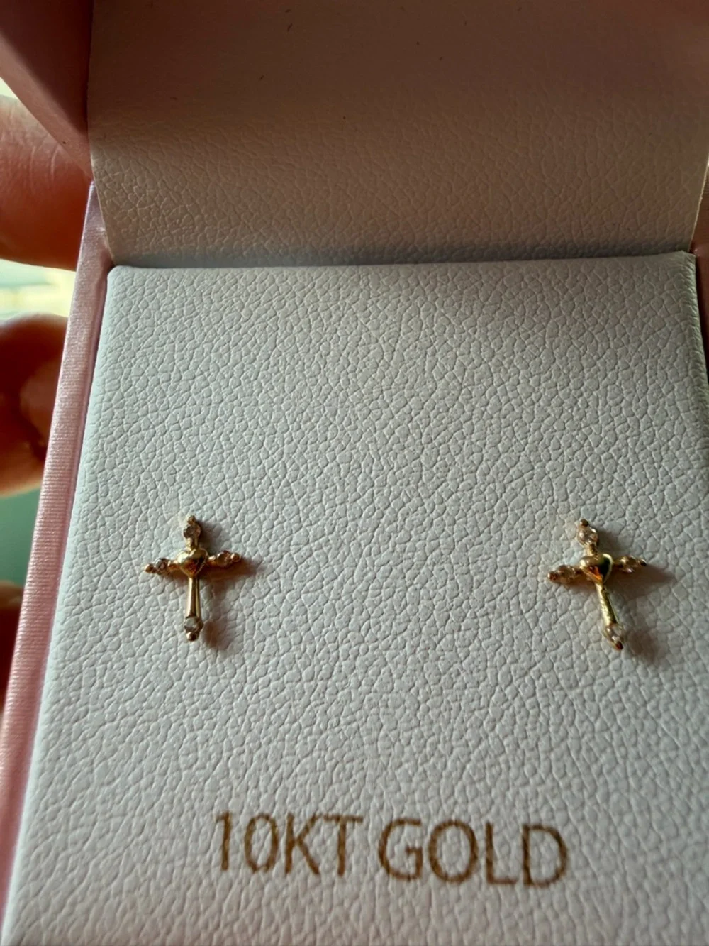 10KT Gold Cross Stud Earrings heart Religious Minimal set in pink gift box NEW - Picture 9 of 13